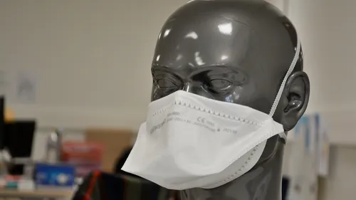 Ploufragan : l'usine de masques FFP2 cartonne 